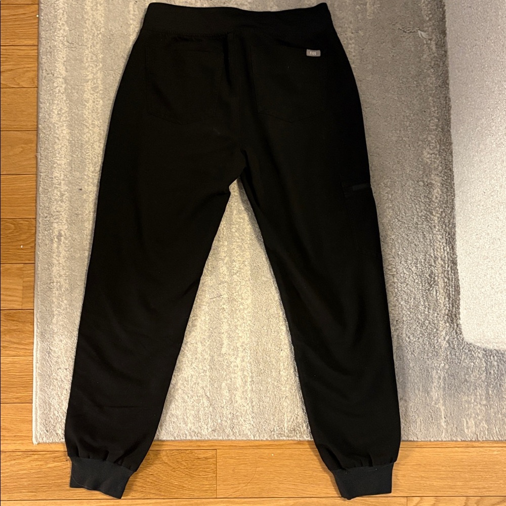 Figs High Waisted Zamora Black Scrub Pants XS petite - Picture 6 of 6